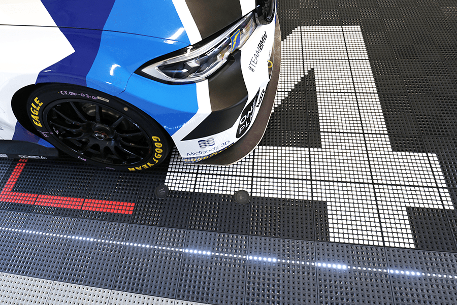 Versoflor partner with British Touring Car Champions WSR