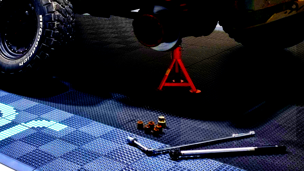 Durable highload capacity garage flooring